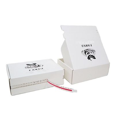 CMYK Color Offest Printing E Commerce Packaging Box Custom Logo And Size