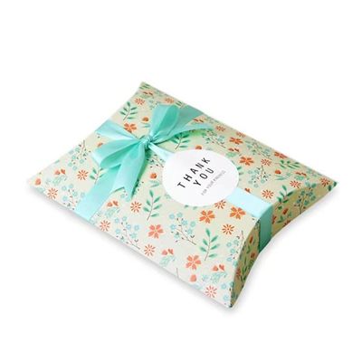 Hot Foil/UV/Varnish Surface Finish Small Paper Pillow Box Packaging for Wedding Favors