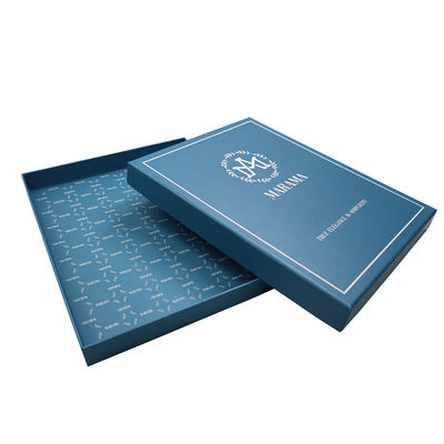 Custom Order Accepted Clothing Packaging Paper Clothes Box with Custom Size Handle