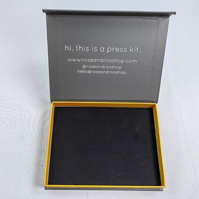 Fashion Luxury Hair Brush Black Gift Box Set with EVA Foam and Gold Foil Printing Handling