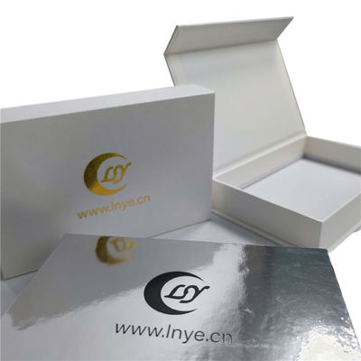 Paperboard Ivory White Silver Pearl Magnetic Gift Box with Logo Custom Packaging Print