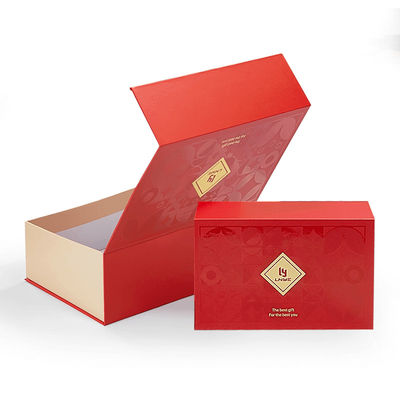 Custom Luxury Red Magnetic Clamshell Christmas Theme Gift Box Bio-Degradable Rigid Magnetic Closure Box Packaging With Handle