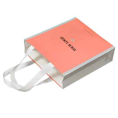 Customized High-end Hand held Gift Bags Clothing Store Personalized Craft Kraft Paper Bags Gift Packaging