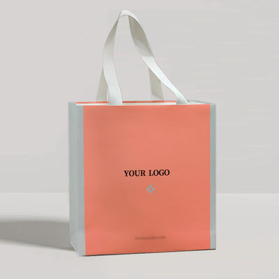 Customized High-end Hand held Gift Bags Clothing Store Personalized Craft Kraft Paper Bags Gift Packaging