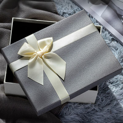 High End Gift Box Packaging Customizable Size For Valentine's Day Mother's Day Black White Bow Decoration Gift Box