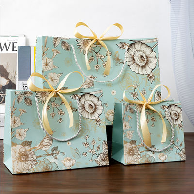 Custom Paper Bag Wholesale Eco Paper Shopping Packaging Gift Bag Paper Bag Printed with Your Own logo