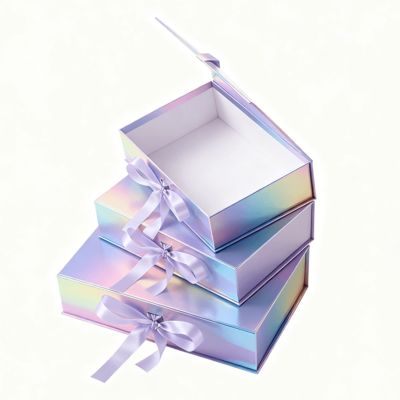Deluxe Holographic Flip Top Magnetic Lid Gift Packaging Box Beautiful With Ribbon Recycled Materials For Socks