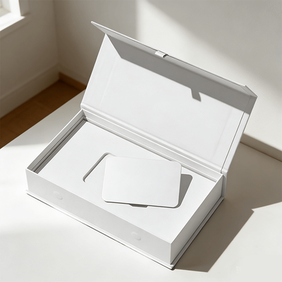 Custom Logo Rigid Recyclable Hot-stamped Coated Paper Boxes With Magnetic Closure for Small Gift Card Packaging