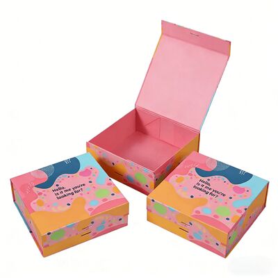 Custom Logo Printed Recyclable Rigid Paper Boxes Clothing Shoe Packaging Magnet Folding Gift Box