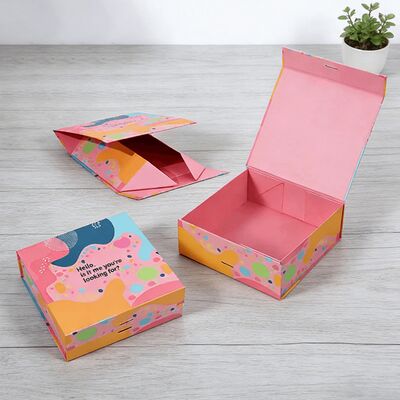 Custom Logo Printed Recyclable Rigid Paper Boxes Clothing Shoe Packaging Magnet Folding Gift Box